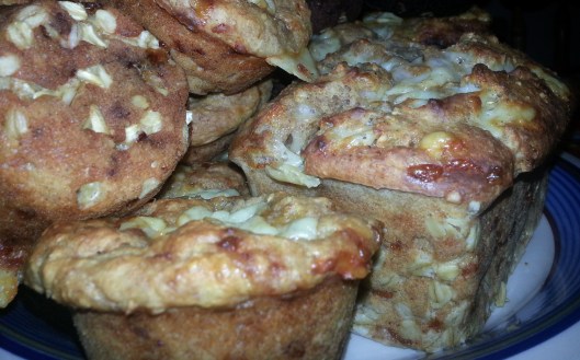 garlic-cheddar-muffins1